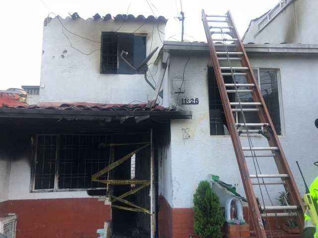 Foto | Cortesía Vanguardia Liberal | LA PATRIA El incendio ocurrió en la madrugada.