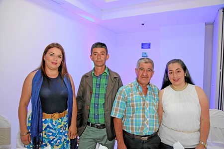 Yuliana Maya Cardona, Juan Carlos Valencia, Fernando Alberto García y María Camila García. 