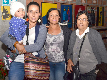 María José Villada Torres, María Helena Torres Giraldo, Silvia Elena Zapata Velásquez y Luz Helena Giraldo Álvarez.