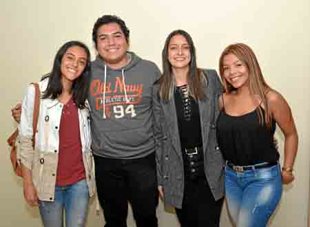 Sofía Serna Grajales, Esteban Orozco Muñoz, Fernanda Ramírez Hurtado y Jéssika Agudelo Melchor.