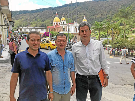 Tres precandidatos