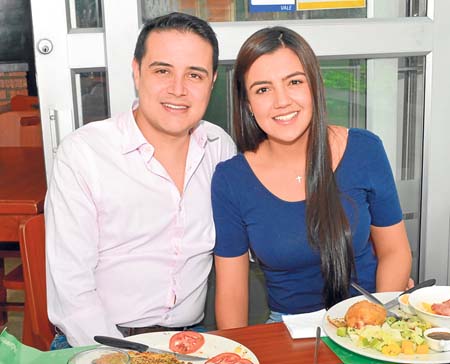 Alejandro Ramírez Martínez y Laura Carolina Betancourt Zuluaga se reunieron en el restaurante Bolognini.