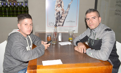 John Anderson Gutiérrez Lotero y Carlos Arturo Gutiérrez García compartieron en una comida en el restaurante Alto Pasti Trattori