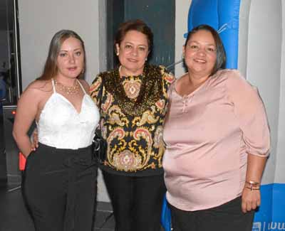 Lina Marcela Pérez Acevedo, Dora Luz Vélez Medina y María del Carmen Flórez Duque.