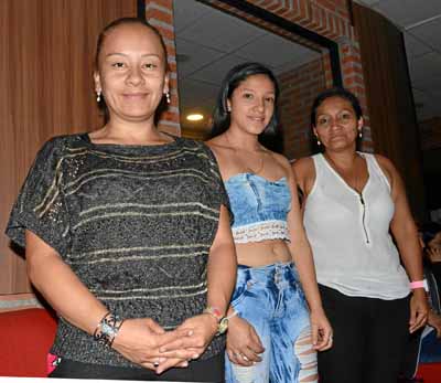 Yenny Paola Castrillón Yepes, Yuri Lorena Betancur Ruiz y Sandra Lorena Ruiz Herrera.