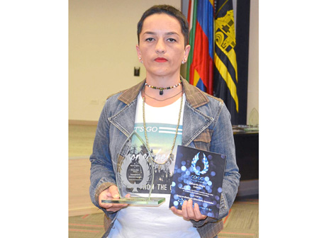 Laura Álvarez Mora, de la empresa Uelkom, obtuvo el premio en la categoría Emprendimiento altamente innovador.