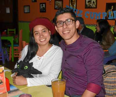Tatiana Guacaneme Forero y Juan Manuel Quintero Varón se reunieron en una comida en el restaurante El D.F. Comida mexicana.