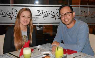 En el restaurante Spago se reunieron en una comida Ángela María López López y Jaime Fuertes Cifuentes.