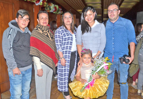 Alejandro Ladino Castrillón, Nubia Ríos Rendón, Dalis Castrillón Ríos, Diana López Villota, Robert Castrillón Ríos y Juanita Gar