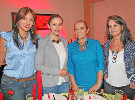 Dahiana Ruiz García, Ximena Muriel Trejos, Socorro Ramírez López y Norma Lucía Arias Salazar.