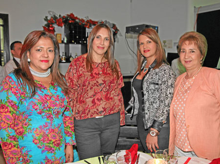 Luz Elena Palacio Aguilera, Francy Yaneth Puerta González, Yuli Tatiana Morales Orozco y Luz Elena Ríos Alzate. 