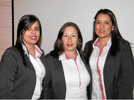Diana Osorio González, Viviana Cardona Ramírez y Lina Hurtado. 