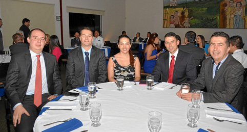 Juan Manuel Arias, John James López Palacio, Sandra Ruano Restrepo, Camilo Gálvez Henao y Gildardo López Alzate.