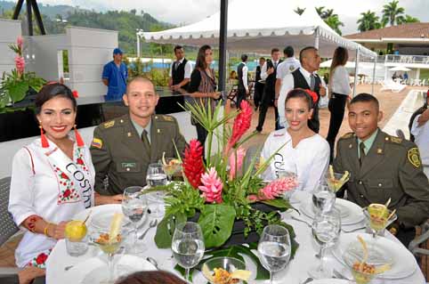 Glennys Dayana Medina Segura, de Costa Rica; Neider Bryan Moreno; Brenda Estrada Enríquez, de Cuba, y Juan Boya Velasco.