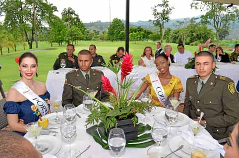 Ana Cristina Leal Moreira, de Portugal; Félix Arturo Cabezas Rivera; Sharol Michel Ramírez Tenorio, de Colombia, y Andrés Mauric
