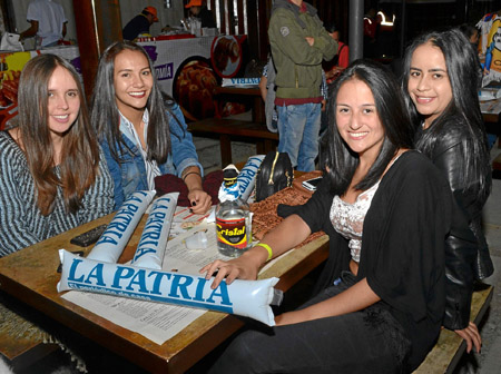 Angélica Bermúdez Galindo, Camila González Bravo, Daniela Díaz Ríos y Juliana Moreno Carmona.