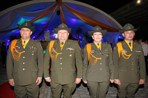 Mayor Dorian Valencia Velásquez; teniente coronel Geovanny Benavides Quimbaya, director de Esagú; teniente coronel Ruth Alexandr