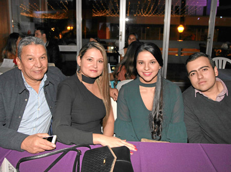 Javier Sanchez Martínez, Marcela Pinto, Laura Manuela Sánchez y Juan David Cruz. 