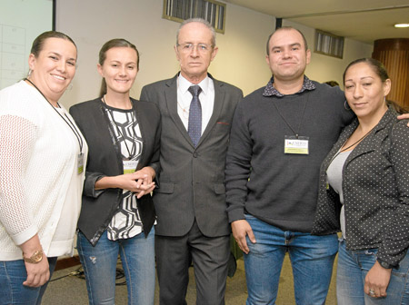 Ximena Hurtado Arango, Lina María Quintero, Guillermo Alzate Duque, Mauricio Giraldo y Carolina Ocampo.
