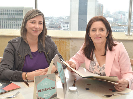 Beatriz Eugenia Ospina Salazar le celebró el cumpleaños a Aliria Giraldo Patiño en un almuerzo en el restaurante La Azotea.