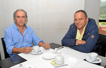 Roberto Isaza Posada y Mauricio Ramírez Giraldo de la firma de abogados Naranjo y García Asociados.