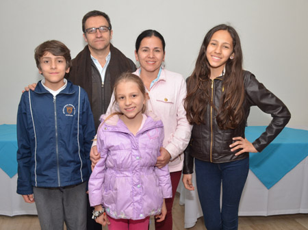 Juan Daniel Gómez Laserna, John Jairo Gómez Urrea, Sandra Patricia Laserna Muñoz, Mariana Gómez Laserna y Sofía Gómez Laserna. G