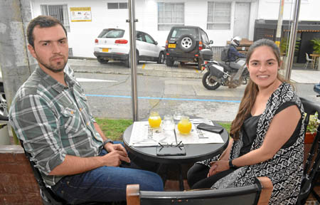 Roy Botero Arcila y Valentina Botero Arcila se reunieron en un almuerzo en el restaurante El Bistro Francés .
