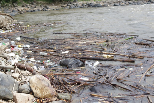 Las autoridades tienen herramientas para hacer cumplir las normas que protegen el medioambiente como el comparendo ambiental, el