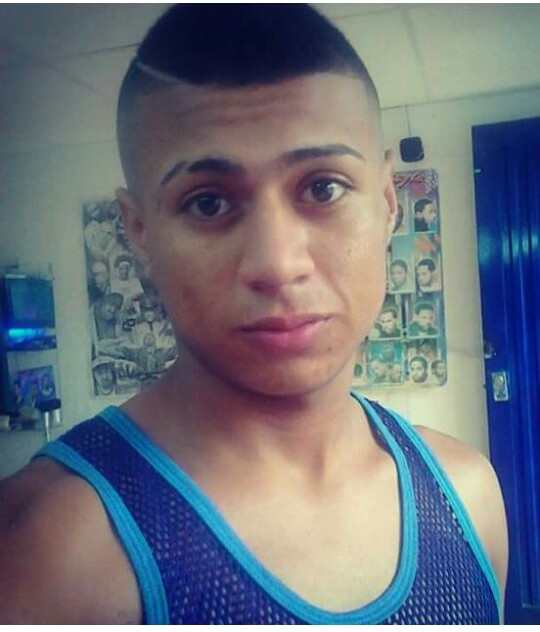 Edward Esteban Guapacha Gutiérrez, de 18 años, uno de los dos muertos.