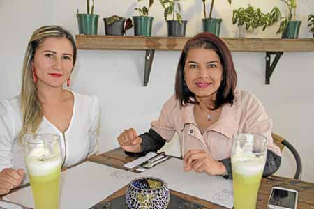 Diana Marcela Arias y Paula Andrea Vallejo se reunieron en un almuerzo en el restaurante Olivo.