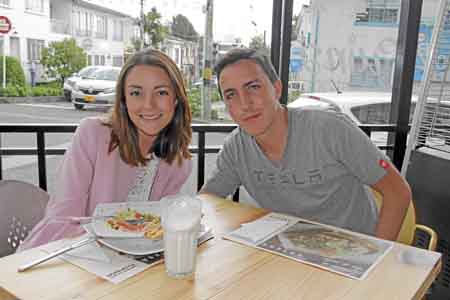 Alejandra Vásquez y Daniel Jaramillo se reunieron en el restaurante Alejandra.