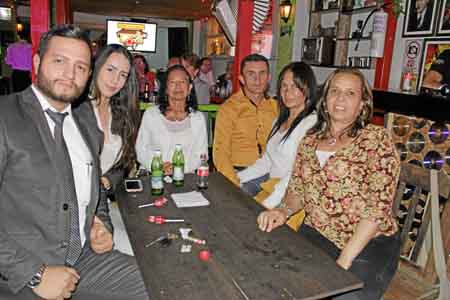 Felipe Salgado, Karen Castaño, Gloria Edith Cañón, Enrique Orozco, Magally Salgado y Margarita Alzate.