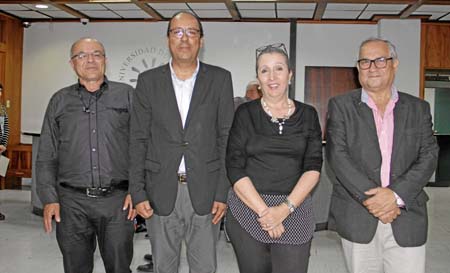 Marco Tulio Jaramillo Salazar, vicerrector Académico; Felipe César Londoño López, director del Centro de Ciencia de la Universid