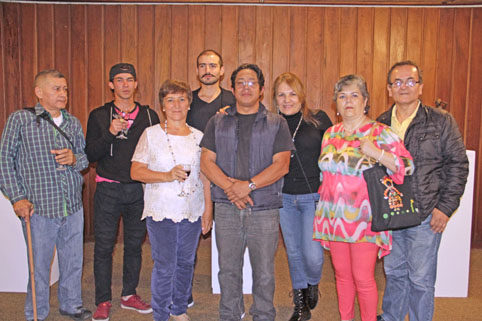 Diego Giraldo, Luis Paz, John Giraldo, Adela María Ceballos, Jorge Espinosa, Myriam Salgado y Guillermo Verano, alumnos de Escul