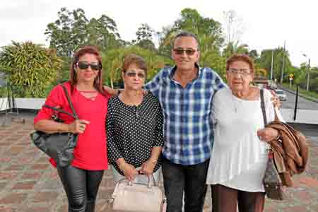 Marina Piedrahíta, Mariela Salazar, Gildardo Hernández y Rosalba Amariles.
