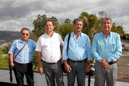 Javier Velásquez Castaño, Hernán García Tabares, Julio Enrique Rincón Duque y Carlos Martínez Corrales. 