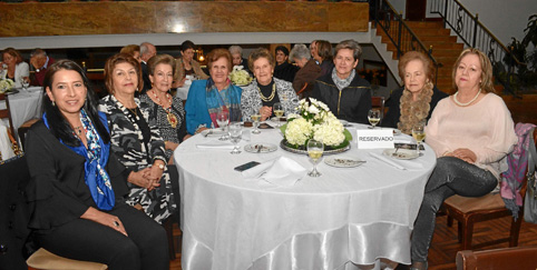 Patricia López León, Gloria Matilde Gómez de Peláez, Martha León de López, Dora Restrepo de Jaramillo, Celene Restrepo de Buitra
