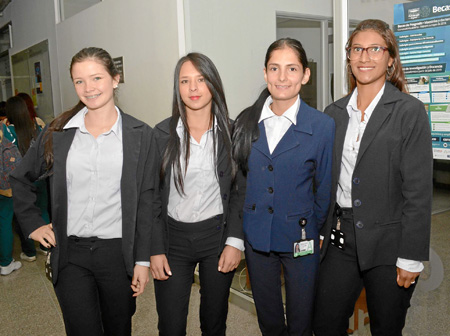 Manuela Valencia Salazar, Angélica Echeverri Márquez, Paula Ossa Quintero y Geraldine Salinas Zuleta.