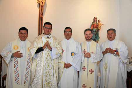 Presbíteros Silvano Peralta, Nelson David Gómez Berruecos, Wilson Mejía Naranjo, Rafael Enrique Núñez Melo y Gustavo Adolfo Álva