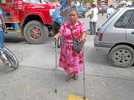 Sin obstáculos Foto | LA PATRIA Riosucio. La discapacidad no fue obstáculo para esta abuela, que llegó de una vereda para ejerce