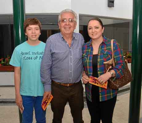 Mateo Candamil Tabares, Álvaro Hernando Gallego Naranjo y Claudia María Candamil Duque.