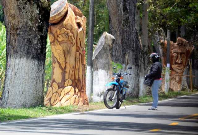 escultura en madera 