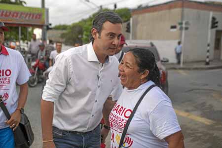 Mario Fernández, senador del Partido Liberal que presentó la ponencia del proyecto que le recortaba recursos a los canales públi