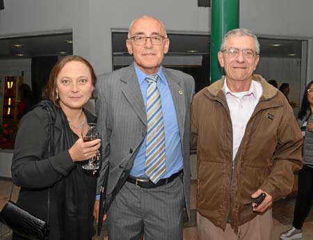 Ángela María Franco Mejía, Diego Londoño García, arquitecto, y Héctor Gómez López.