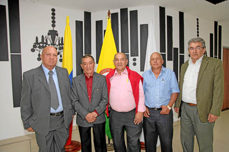 Álvaro Toro Castaño, Primitivo Cárdenas Walteros, Mario Hoyos Jiménez, Luis Carlos Salazar y Carlos Alberto Escobar López. 
