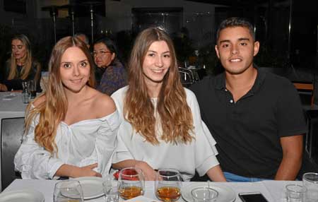 Daniela Orozco Estrada, Mariana Franco Sánchez y Daniel Bermúdez Gómez