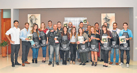 Asistentes al taller de cocina.