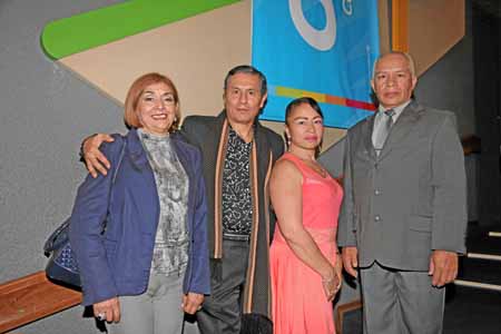 Amparo Cardona, Luis Sierra, Alicia Cardona y Nicolás Cardona. 