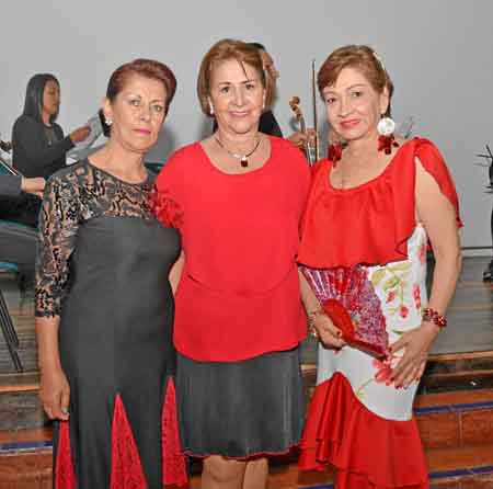Margoth Buriticá Pérez, Laura Solórzano de Navarro y Rocío Osorio Botero.