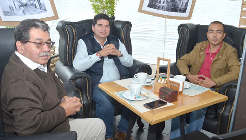 En el restaurante Dauntaun estuvieron César Londoño Morales, Félix Alejandro Chica Correa y Mario Edison Alzate Cano.
